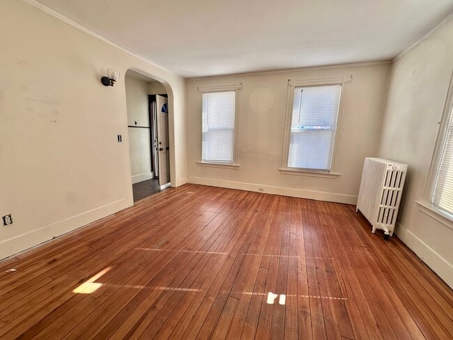 Photo - 1082 Townsend Ave