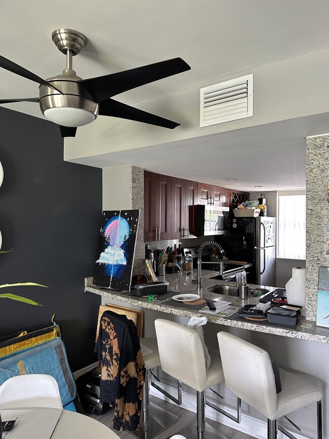 Photo - 5200 NW 31st Ave