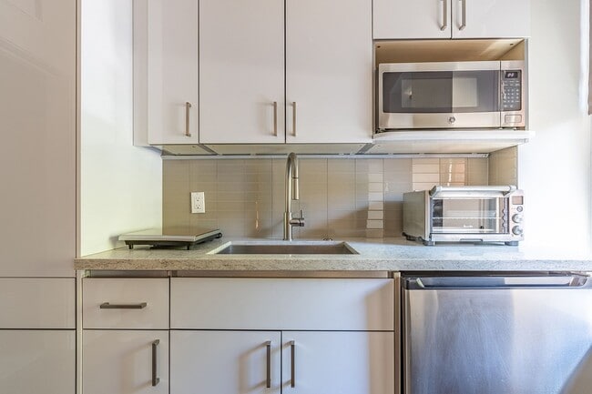 Photo - 423 Terry Apartments in the Heart of First Hill