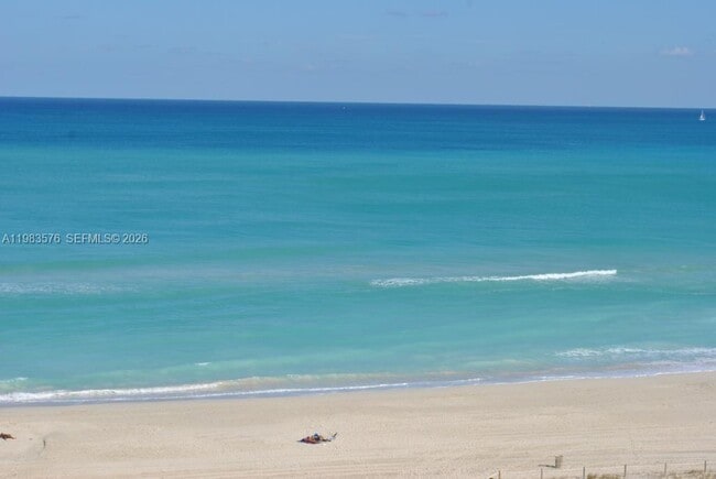 Building Photo - 6039 Collins Ave Unit 1006