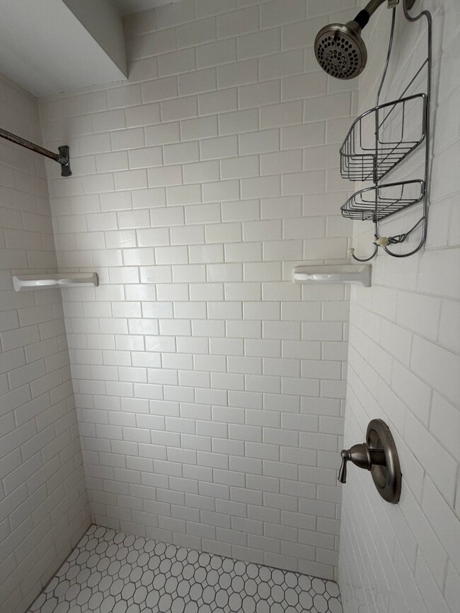 Photo - 726 1st St NW Unit 2