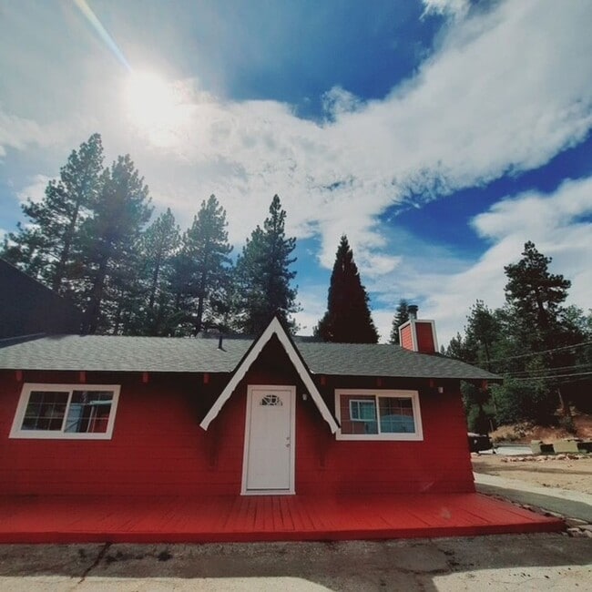 Building Photo - 43403 Sheephorn Rd