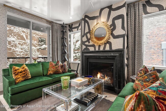 Photo - 434 E Main St Unit 203