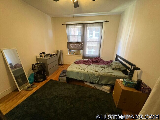 Photo - 15 Scottfield Rd Unit 2