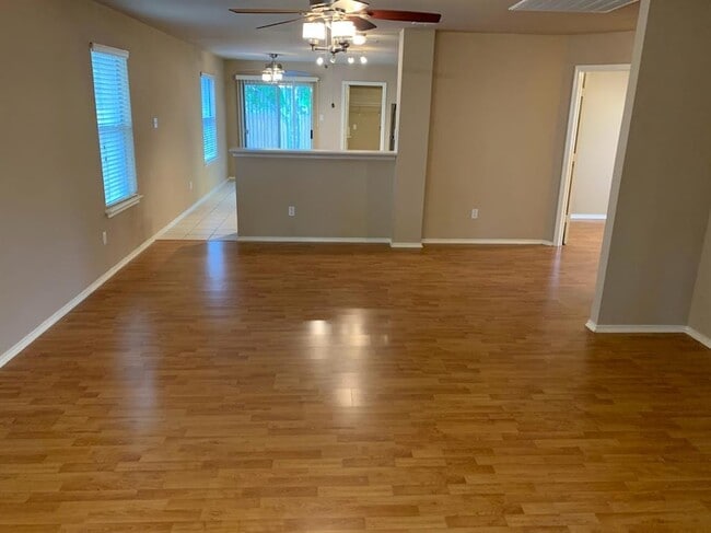 Photo - 11506 Bruce Jenner Ln