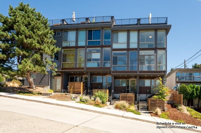 Building Photo - 2408 13th Ave S Rental