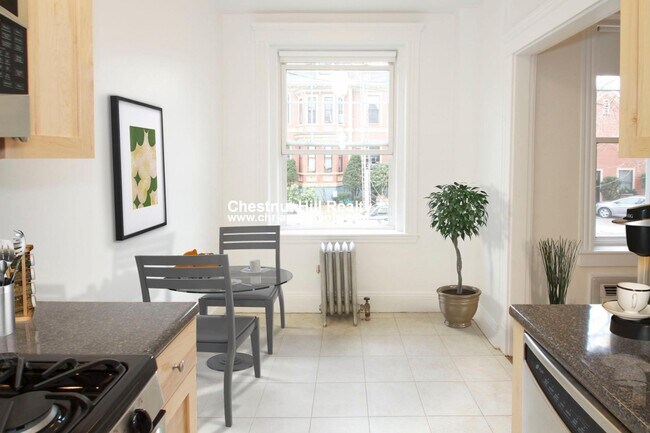 15 Langdon St Unit D