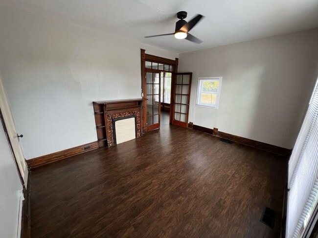 Photo - 700 W Powers St Unit #2