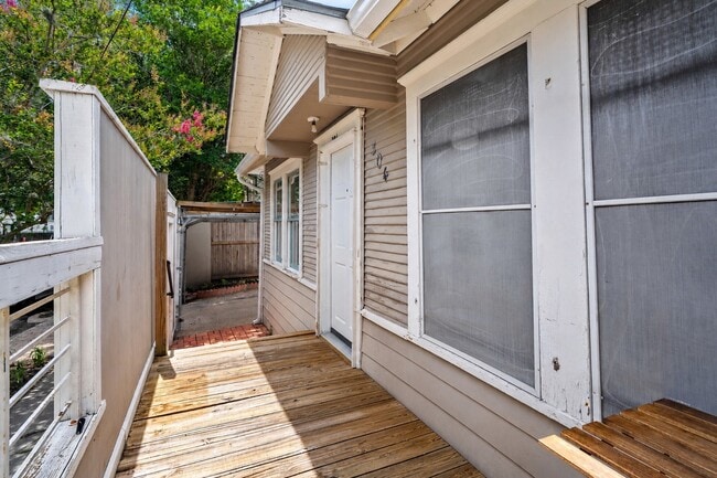 Photo - 304 Bomar St