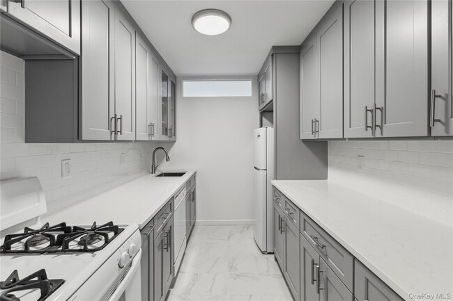 Photo - 740 E Broadway Unit 3E