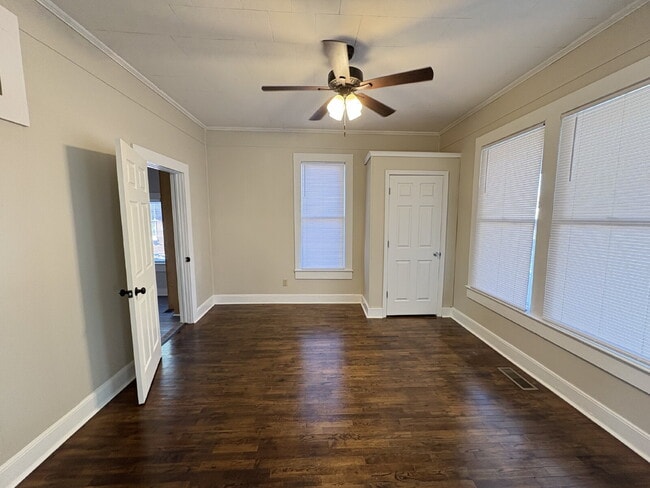 Photo - "Charming 4-Bedroom Retreat with 2 Full Baths in the Heart of Martin, TN!"