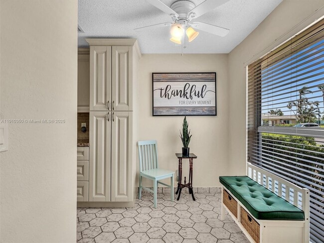 Photo - 13785 Flora Pl