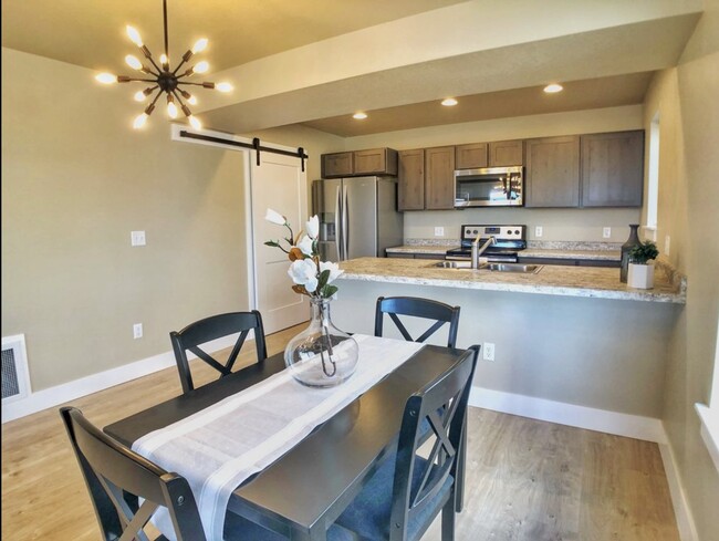 Photo - 4712 Giada Dr