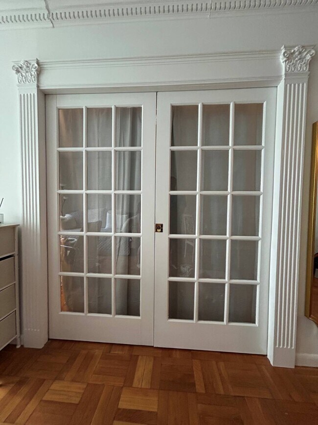 Photo - 100 W 57th St Unit 19-K