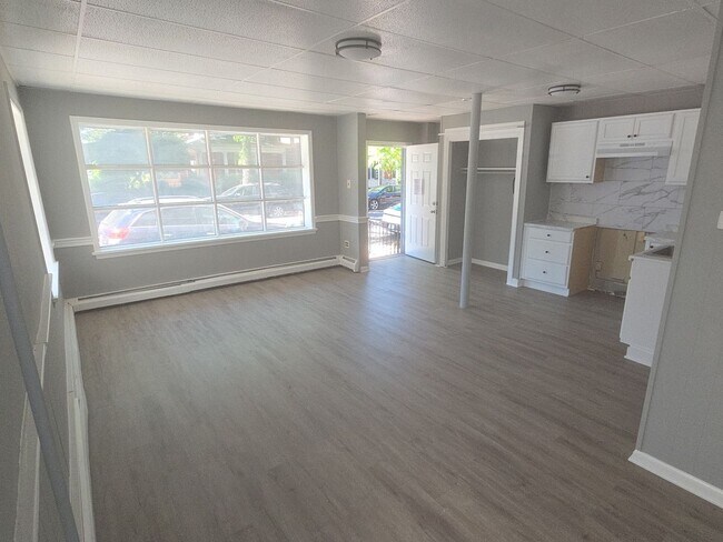 Photo - 65 King St Unit 65 King St #1