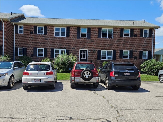 Photo - 70 Carroll Ave