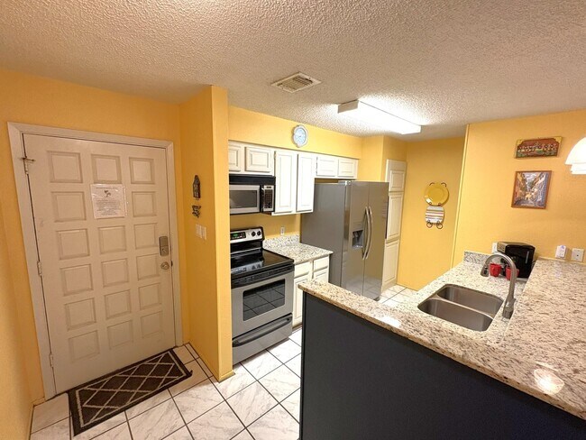 Photo - 604 Highcrest Dr Unidad 523