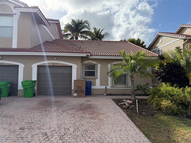 Building Photo - 5473 NW 90th Ave