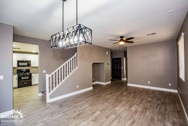 Photo - Modern 3Bdm 3Ba Home in a gated community!
