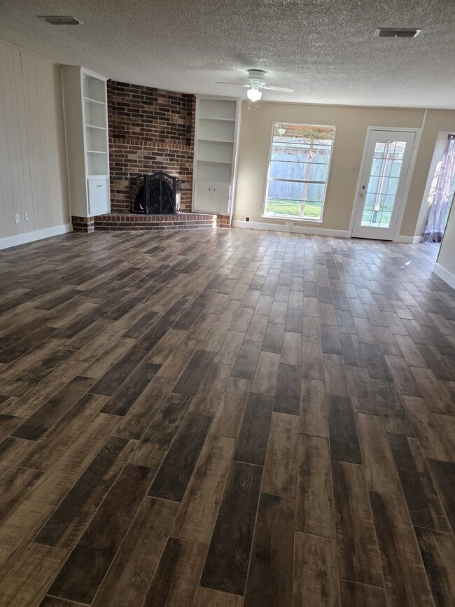 Photo - 16458 Cavendish Dr