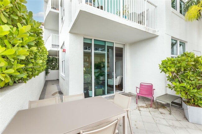 Photo - 3180 SW 22nd St Unidad 501
