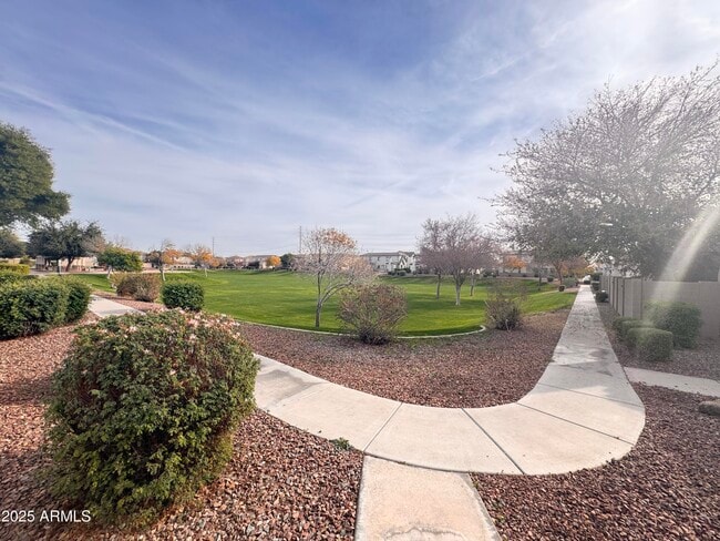 Photo - 4681 E Redfield Rd
