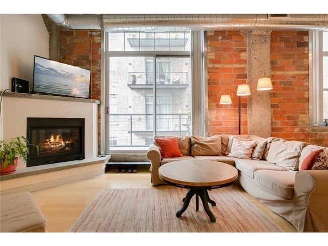 Building Photo - 521 S 7th St Unit 321