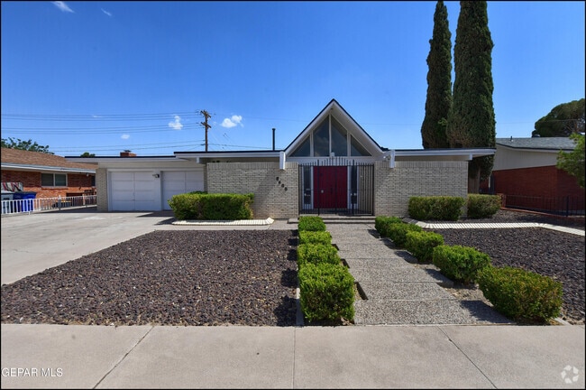 Building Photo - 8400 Parkland Dr Rental