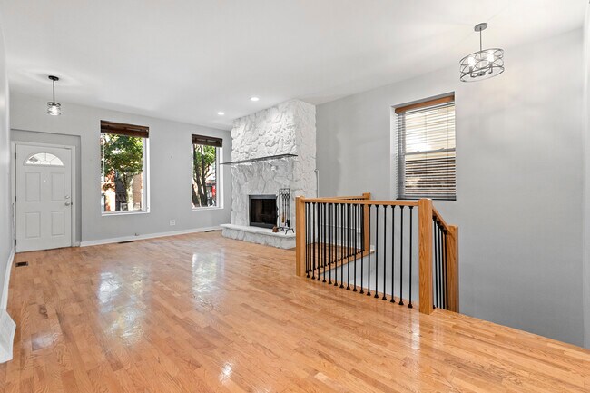 Photo - 1147 W Taylor St Unit 1