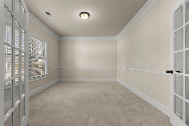 Photo - 542 Oconee Cir
