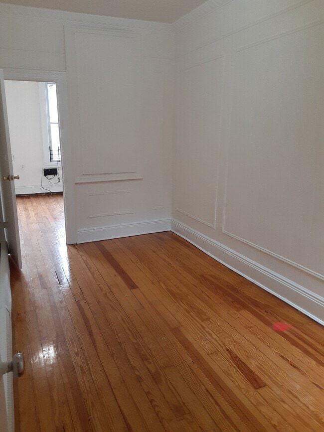 Photo - 61-05 55th St Unit 2L