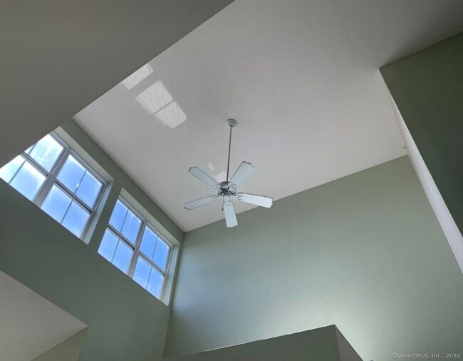 Photo - 850 E Main St Unit APT 511