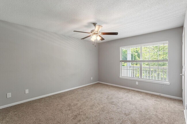 Photo - Grandea Crescent Park