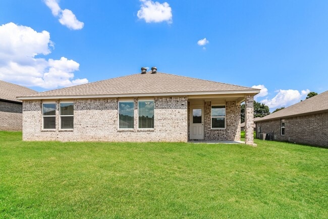 110 E Fredonia Ct