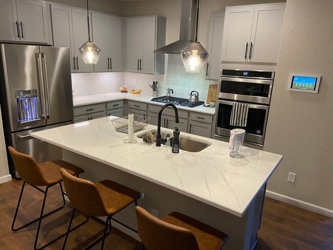 Photo - 605 Stonebridge Dr