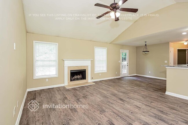 Photo - 186 Sandstone Pl