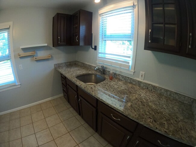 Photo - 2 bed 1 bath Royal Oak ranch