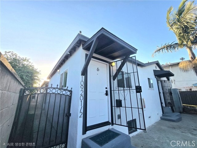 Building Photo - 10920 S Inglewood Ave