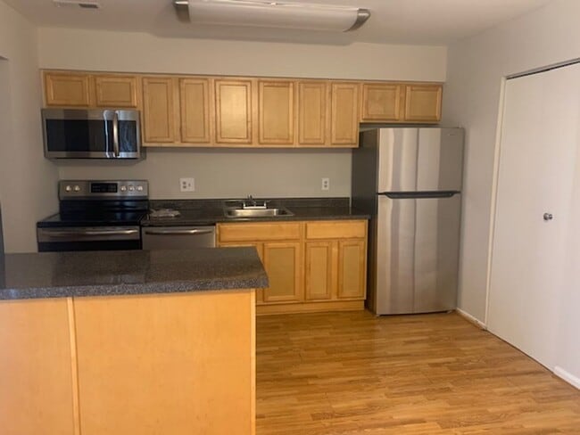 Photo - 3 Bedroom Townhome - Glen Burnie