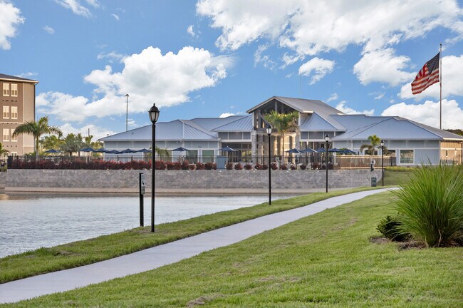 The Carlton at Robinson Gateway