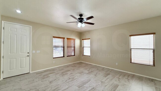 Photo - 3935 E Jasper Dr