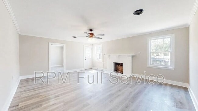 246A East Woodrow Street