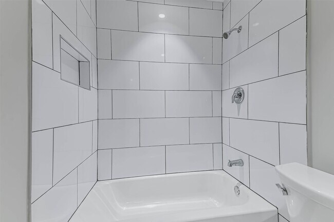 Photo - 6853 Chasewood Dr