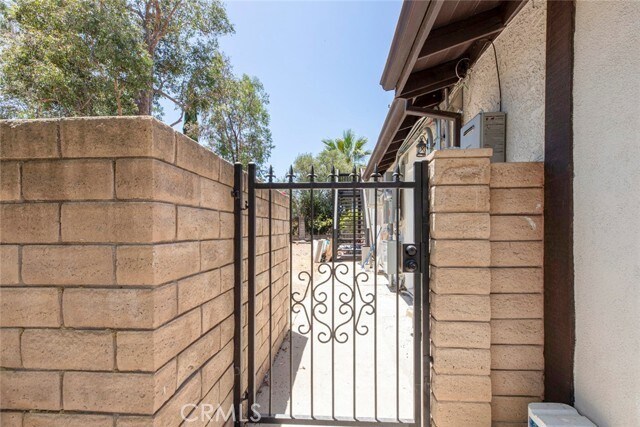 13473 Mission Tierra Way