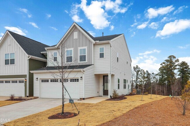 Photo - 521 Brittany Ct