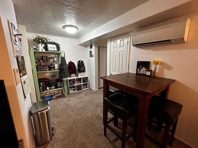Photo - 1B/1B Pet Friendly Apartment South of BYU Unit Heritage Court  001