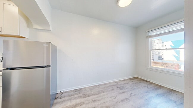 Photo - 723 Ellis St Unit 406