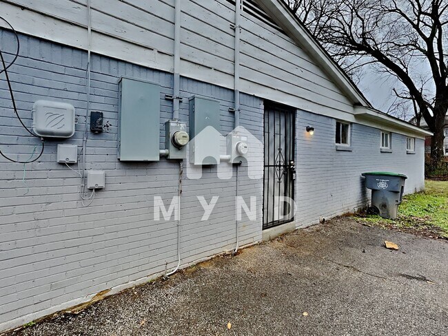 Photo - 3367 Hardin Ave