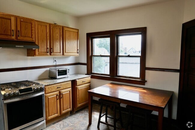 Building Photo - 2519 W Cherry St Unit 2521 W Cherry St Rental