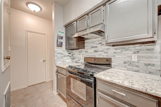 Photo - 3780 Tanglewilde St Unit 604